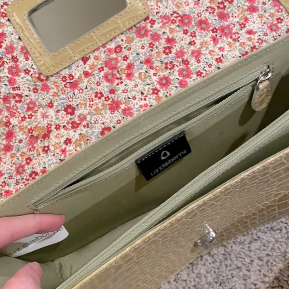 Liz Claiborne Alligator Skin Purse - Picture 9 of 11